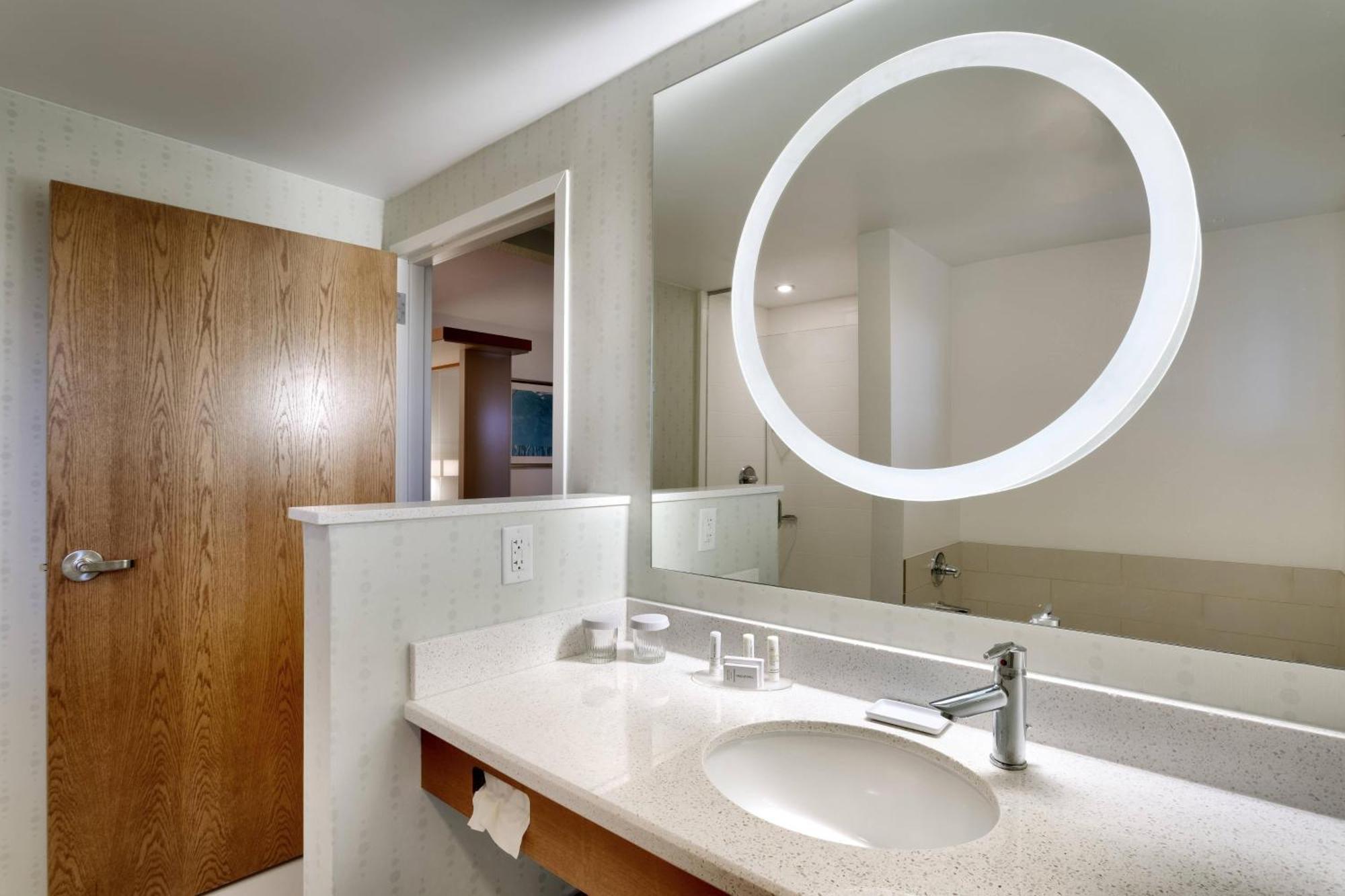 Springhill Suites By Marriott Rexburg Exterior photo