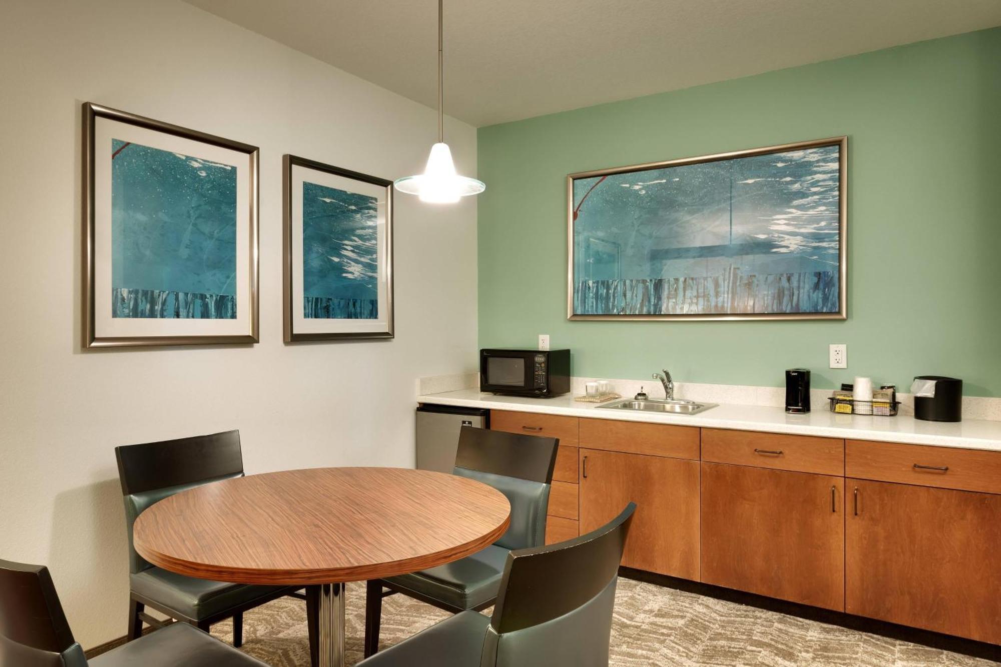 Springhill Suites By Marriott Rexburg Exterior photo